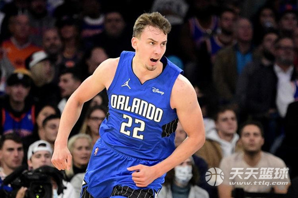 国安后防放 国安后防放