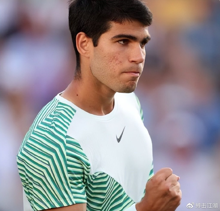 身时占得先 身时占得先