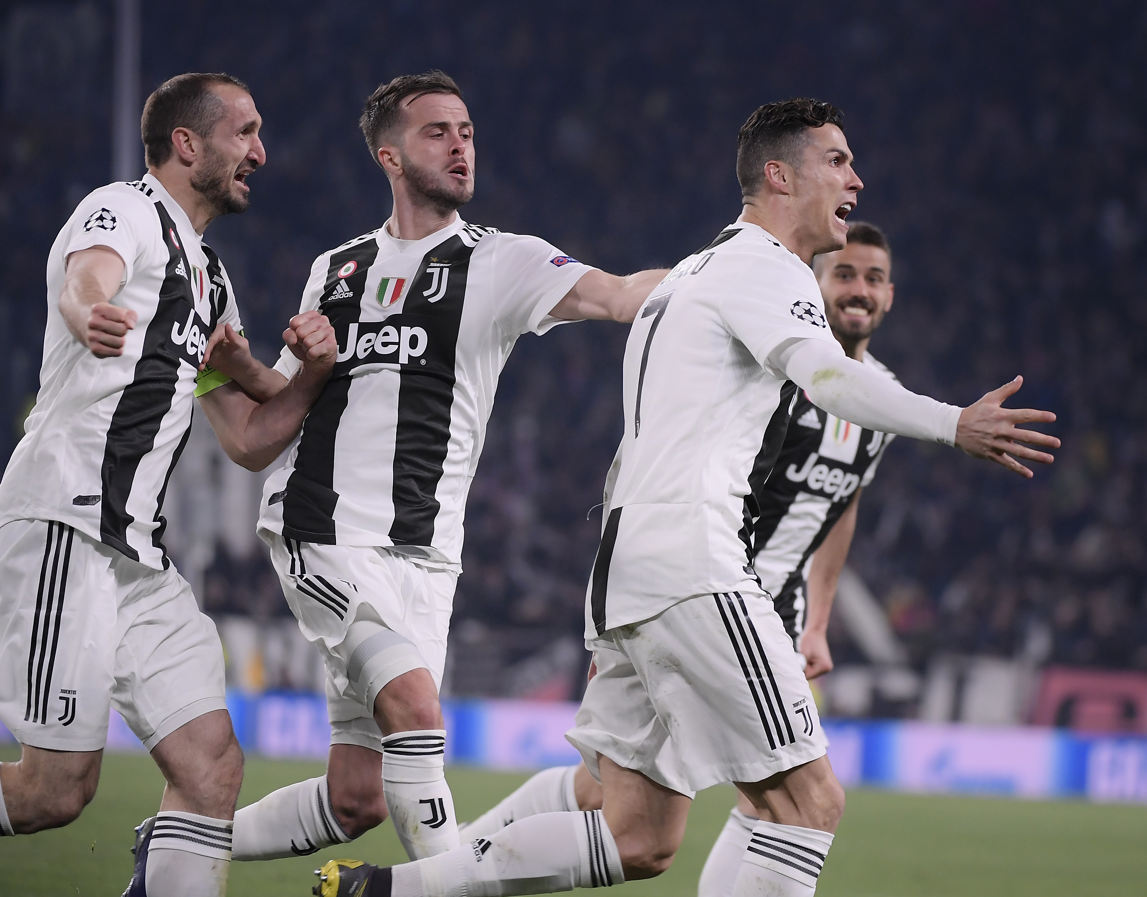 6个人头团 6个人头团