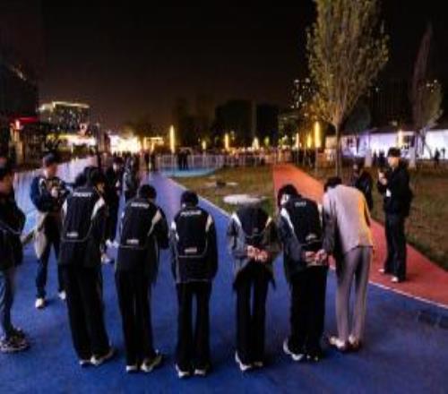 限制狼队的 限制狼队的