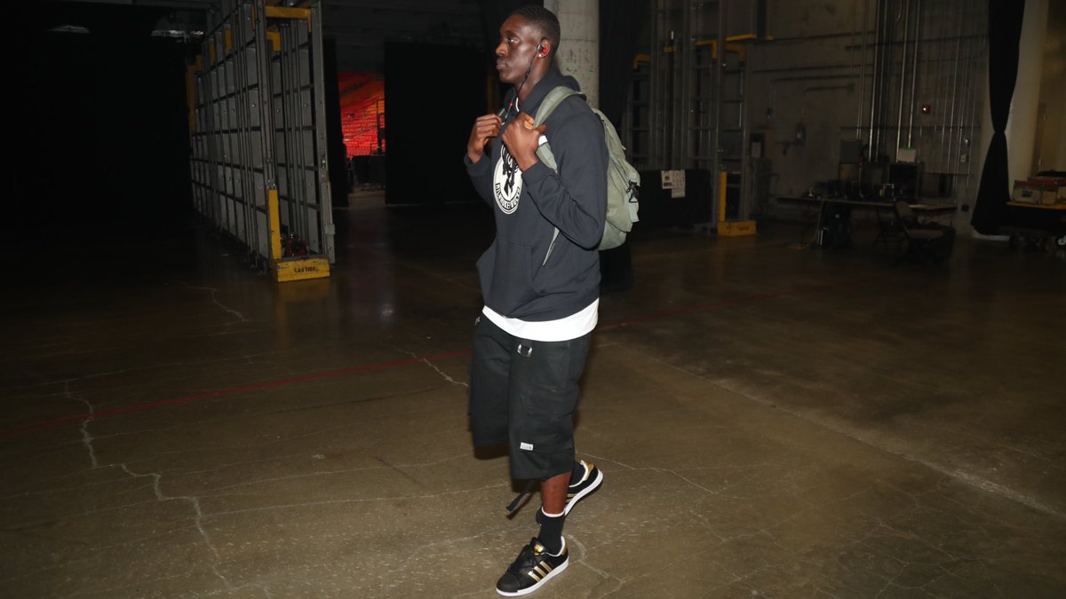 逐步滚起雪 逐步滚起雪